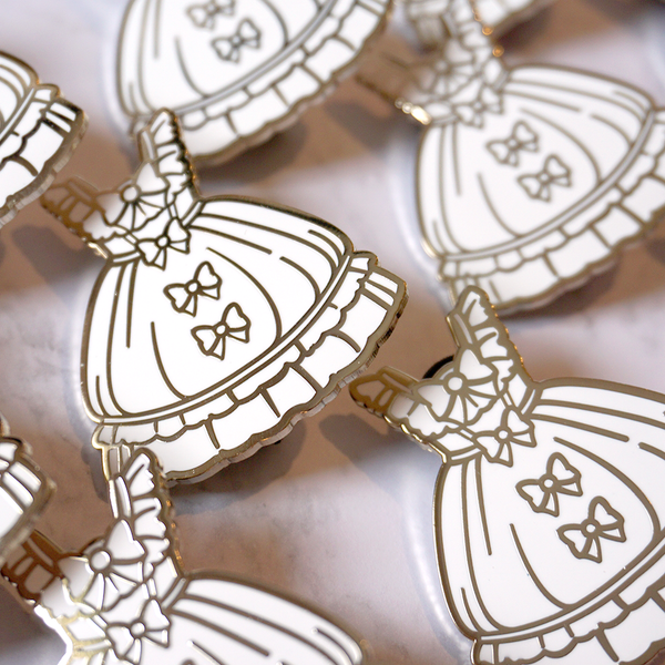 0 Shiro Lolita - Enamel Pin (Lolita Couturier) - Atelier Perséphone : bijoux, accessoires et papeterie